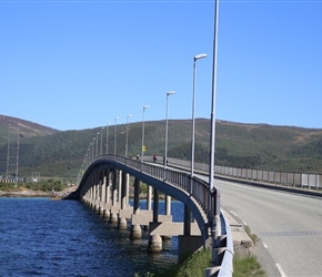 Bridge to Leirbogen