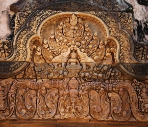 Carvings at Bantrey Srey Temple