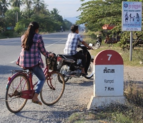 Kampot kilometer marker