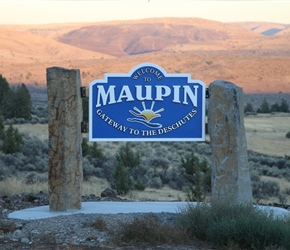 A friendly, small-town pace and unspoiled desert beauty await you in Maupin, Oregon on the wild and scenic Lower Deschutes River.