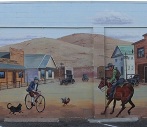 Maupin town mural