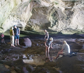 Waenhuiskrans Cave