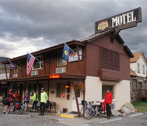 Yellowstone River Motel