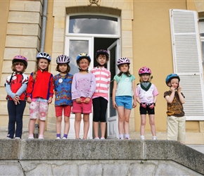 Emma, Louise, Ariane, Kate, Lucy, Alice, Abbie and Oliver outside the chateau