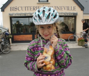 Louise with biscuits at Quinnerville