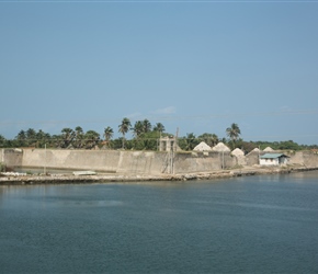 At the end of the ride lies Mannar which has quite an impressive fort guarding the area. The square-shaped fort was built in the mid-16th century by the Portuguese, but it was captured by the Dutch in 1658. Later surrendered to the British