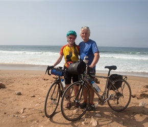 Three years ago, Sarah and Neil cycled Morocco and had a picture taken in these tops. Well here we are again next to Restaurant Les Rochers Rouges in the same formation