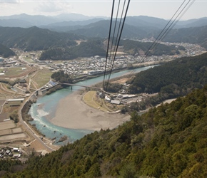 To access the Tairyuji Temple, you need to take the cable car