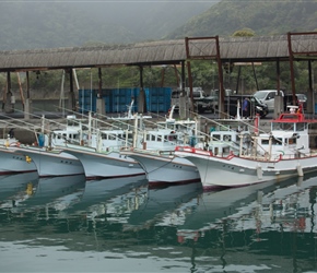 Fishing vessels at Shimonokae