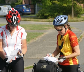 Karen and Sarah check that the route sheets are in fact correct at Mussingen 